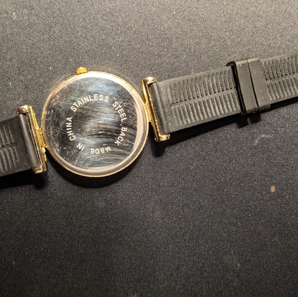 Michael Kors watch - Picture 3 of 3